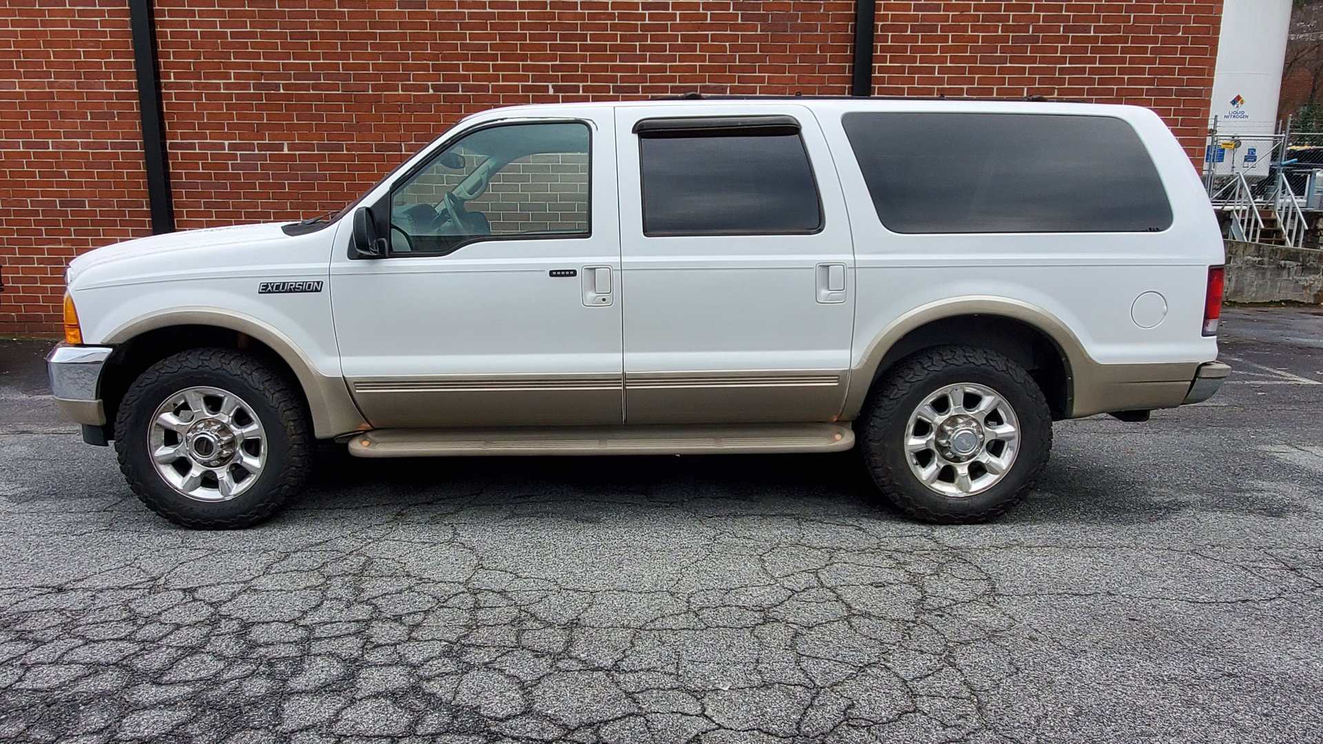 2001 Ford Excursion | GAA Classic Cars