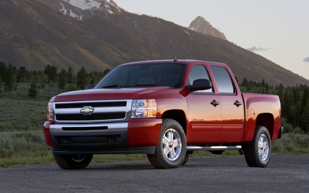 2011 Chevrolet Silverado 1500 4WD Ext Cab 143.5" LS Cheyenne Edition  Specifications - The Car Guide