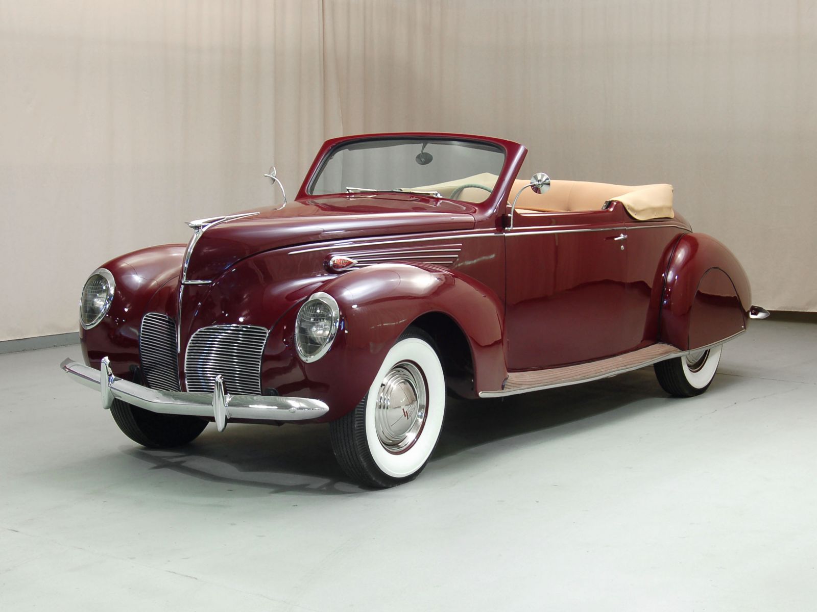 1938 Lincoln Zephyr |