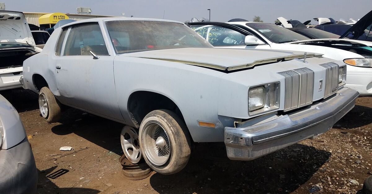 Junkyard Find: 1979 Oldsmobile Cutlass Supreme | The Truth About Cars