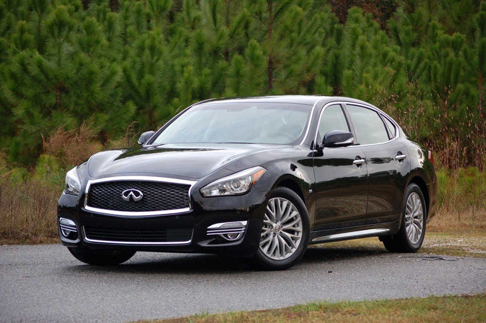 Chris Brewer: Infiniti's Q70L impressive by any name