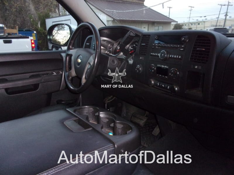 SANGER LOCATION/ 2012 Chevrolet Silverado 1500 4WD Crew Cab 143.5" LT  Automart / Truckmart / Of Dallas | Dealership in 2700 E. US 82 Gainesville,  TX