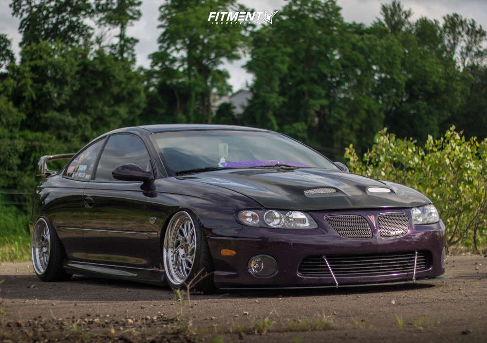 2004 Pontiac GTO Base with 18x9.5 WatercooledIND Jb1 and Federal 215x40 on  Air Suspension | 836369 | Fitment Industries