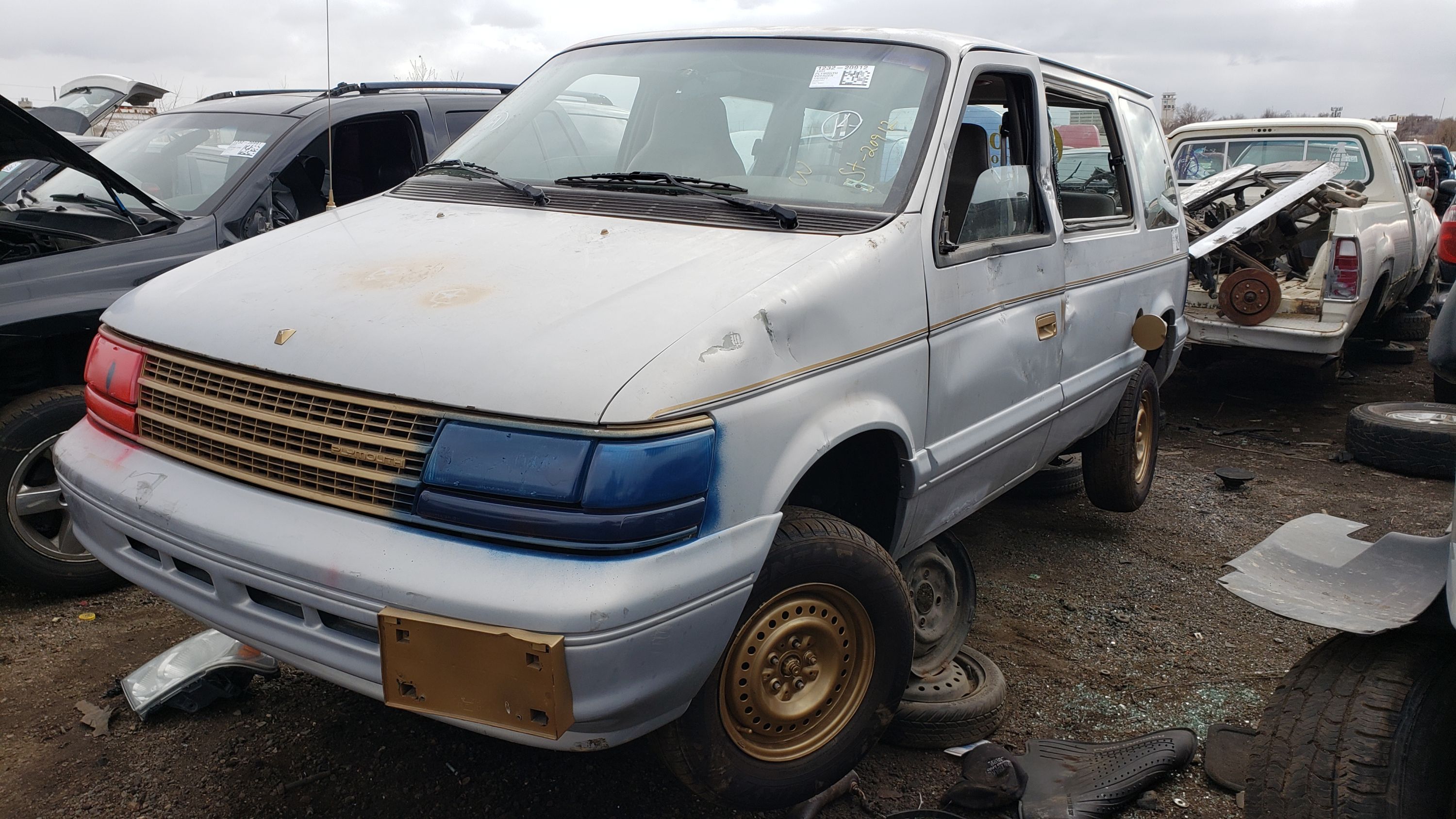 1994 Plymouth Voyager with 5-Speed Manual Is Junkyard Treasure