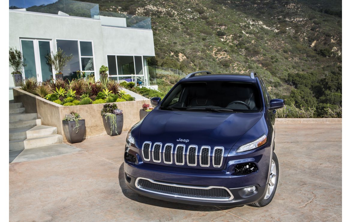 All-new 2014 Jeep® Cherokee No-compromise Mid-size SUV Sets a New Standard  | Jeep | Stellantis