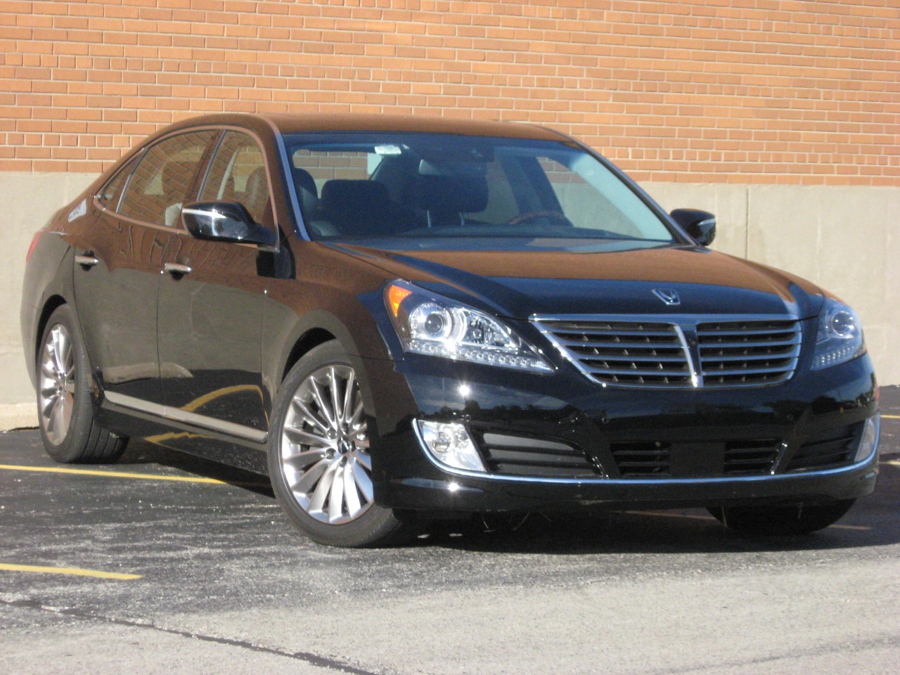 Test Drive: 2014 Hyundai Equus Ultimate | The Daily Drive | Consumer Guide®  The Daily Drive | Consumer Guide®