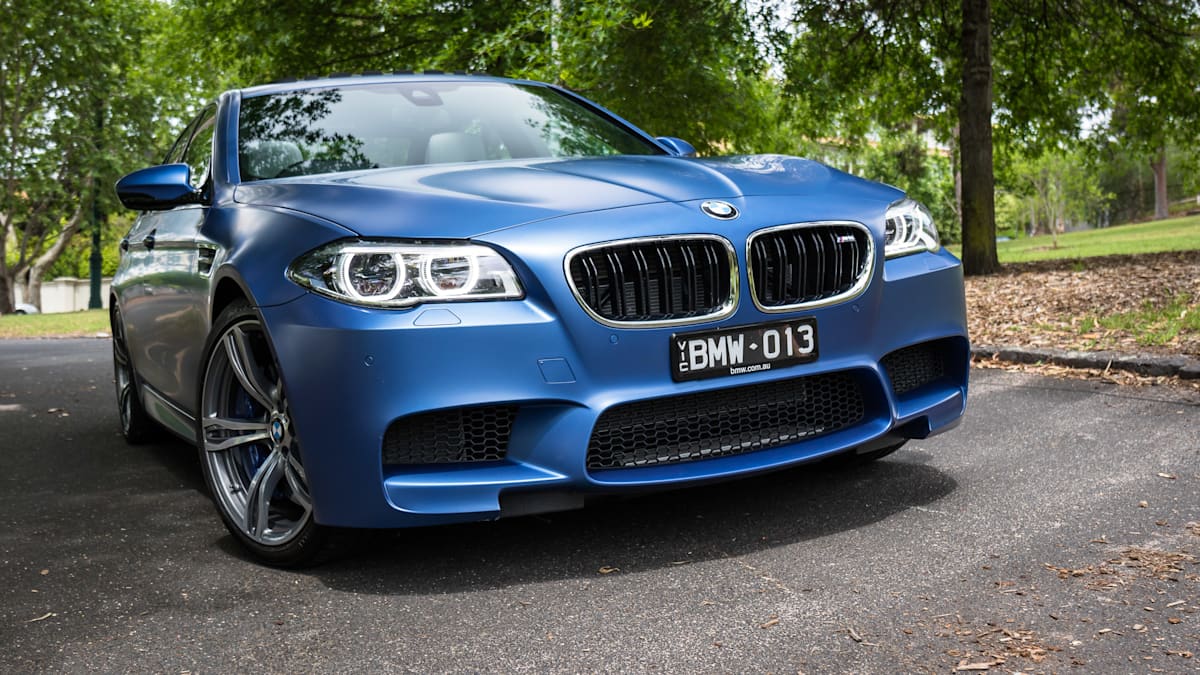 2016 BMW M5 Pure Review - Drive