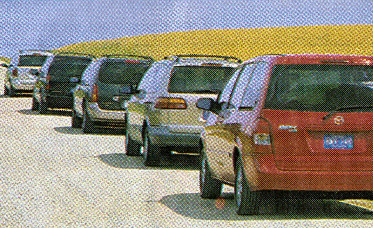 Chevrolet Venture vs. Nissan Quest, Mazda MPV, Toyota Sienna, Chrysler  Voyager