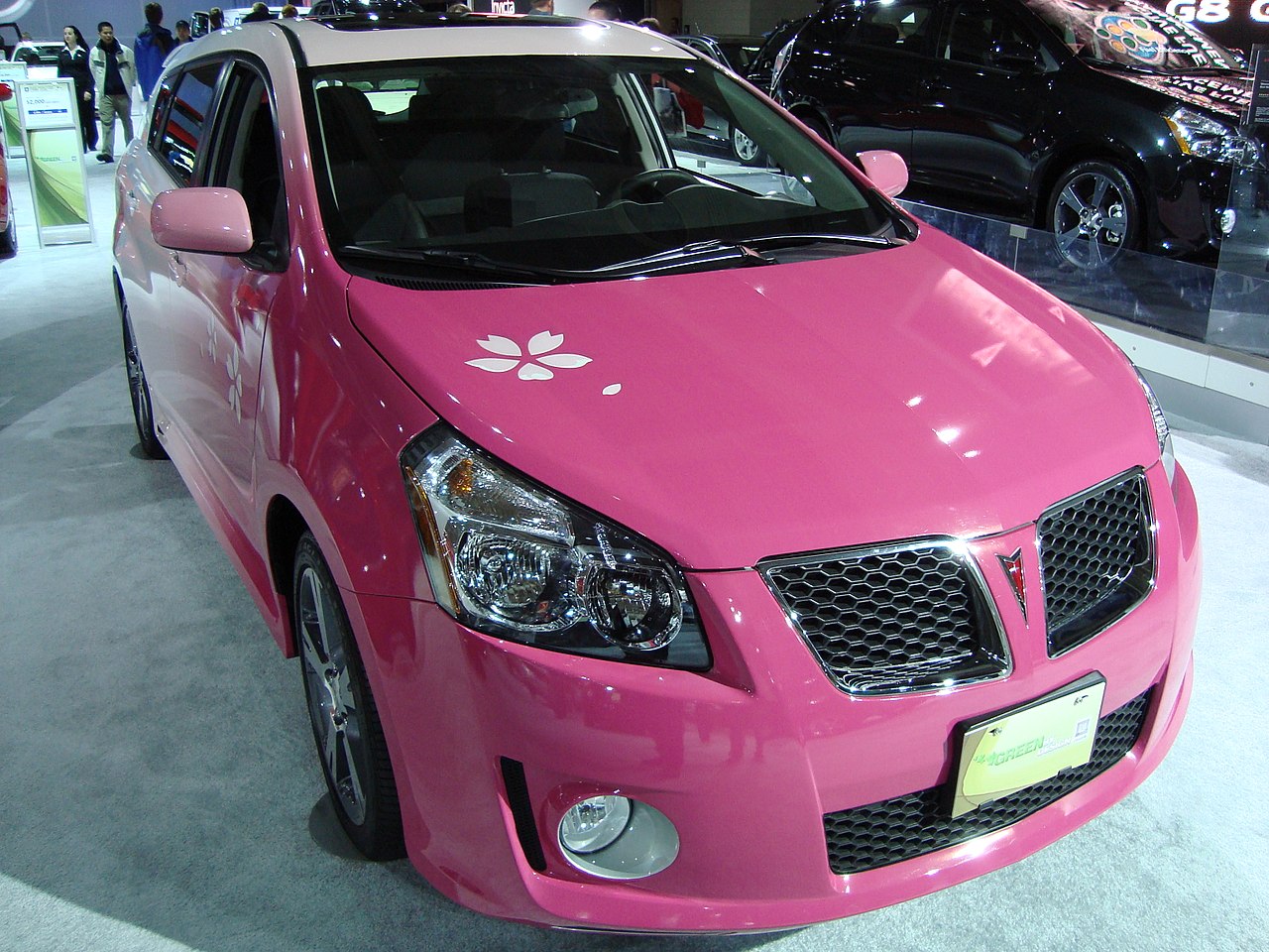 File:Pontiac Vibe in pink (3286096506).jpg - Wikimedia Commons