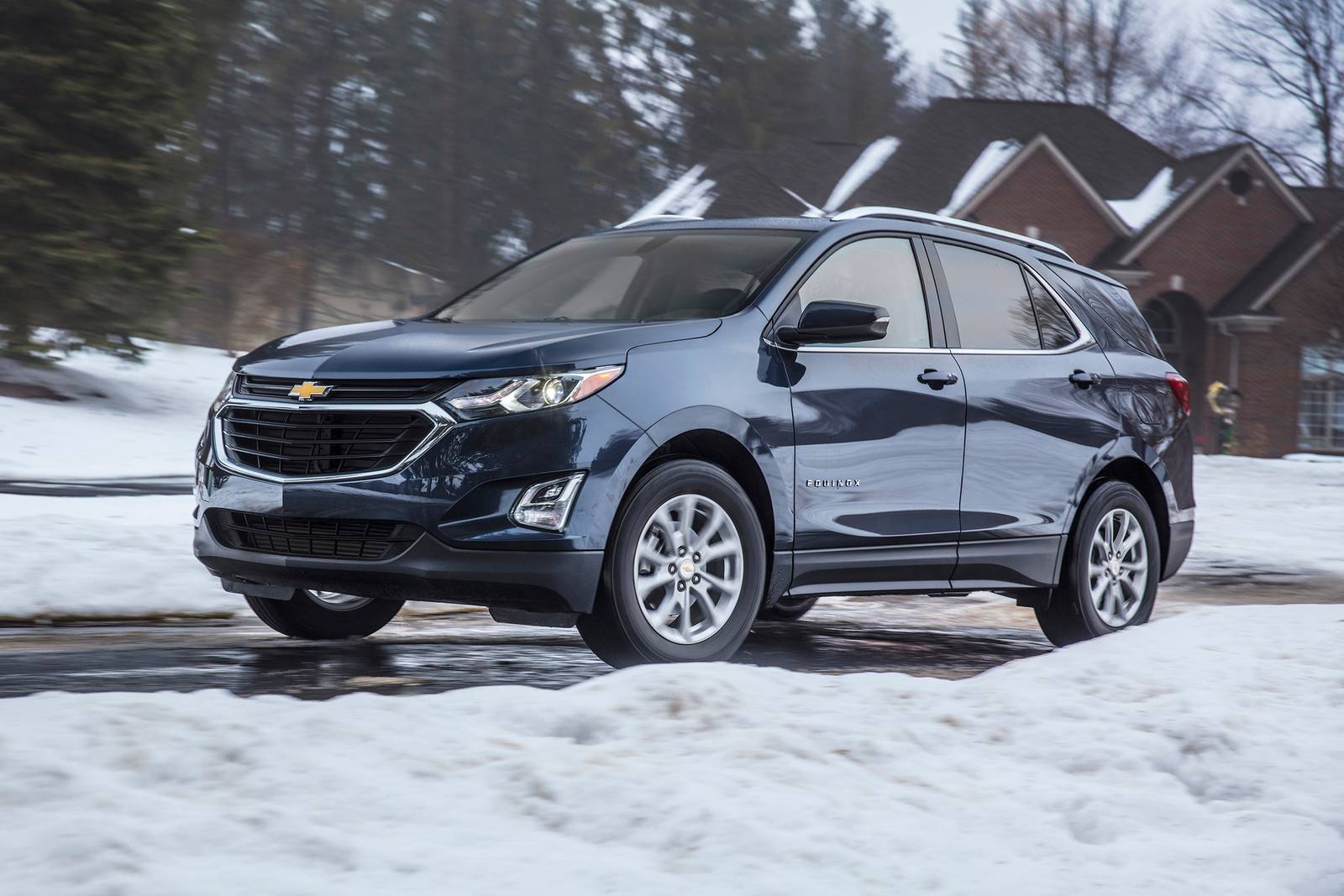 2019 Chevy Equinox Review & Ratings | Edmunds