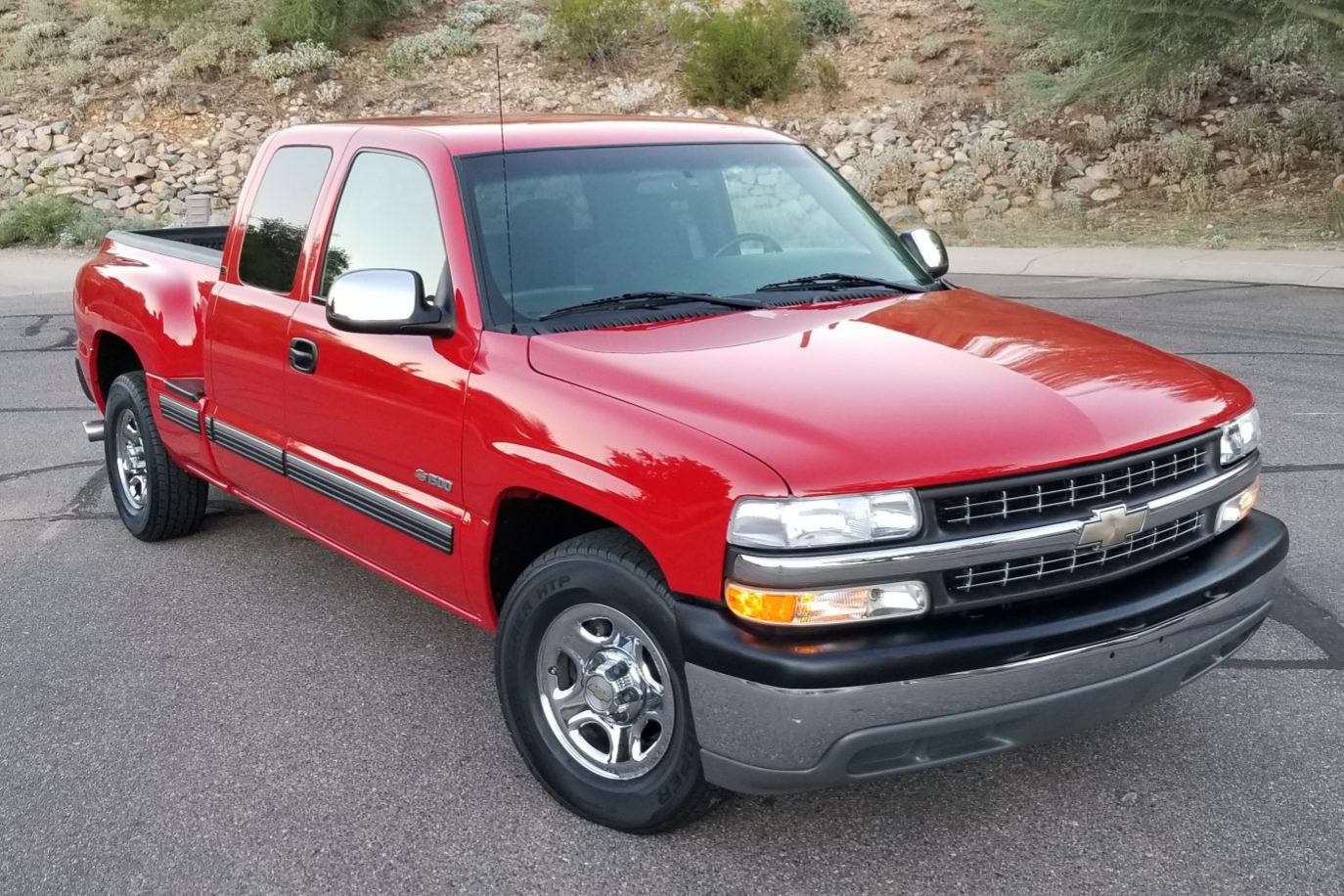 No Reserve: 42k-Mile 2001 Chevrolet 1500 Silverado LS Stepside for sale on  BaT Auctions - sold for $22,000 on January 14, 2022 (Lot #63,432) | Bring a  Trailer