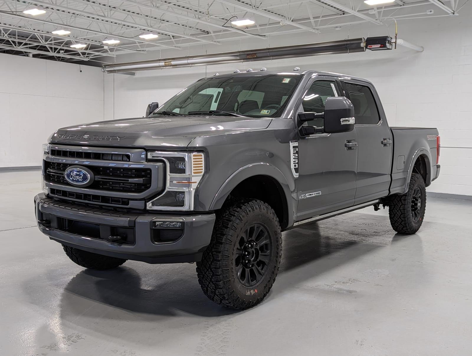 New 2022 Ford Super Duty F-250 Pickup LARIAT Crew Cab Pickup in Greensburg  #F04580 | Smail Ford