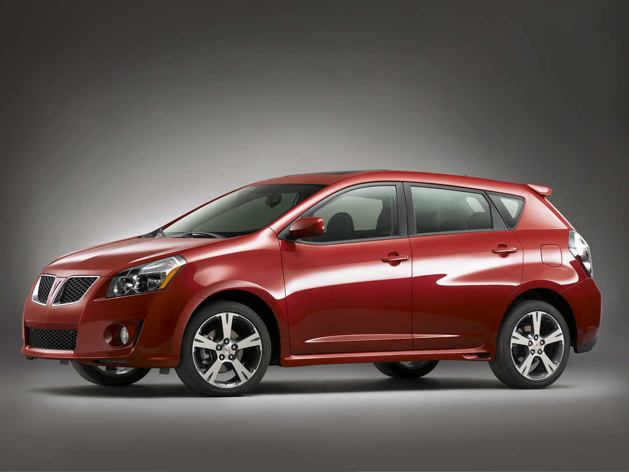 Pontiac Vibe Hatchback: Models, Generations and Details | Autoblog
