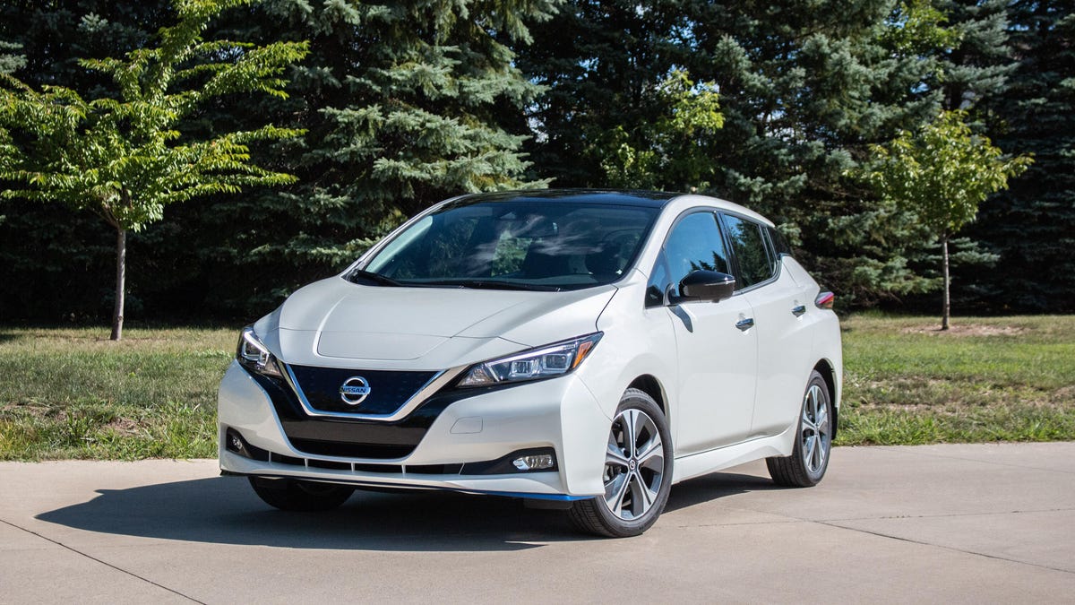 Nissan Leaf will die, but return as electric SUV, report says - CNET