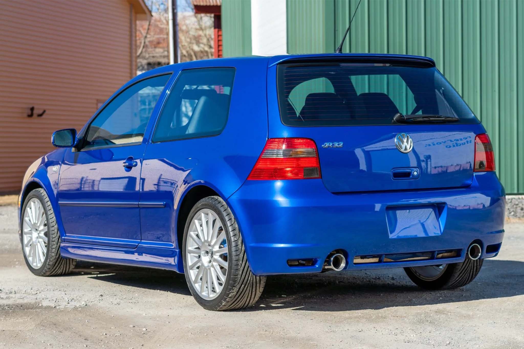 This 97-Mile VW Golf R32 Sold for $104,000 on Bring a Trailer