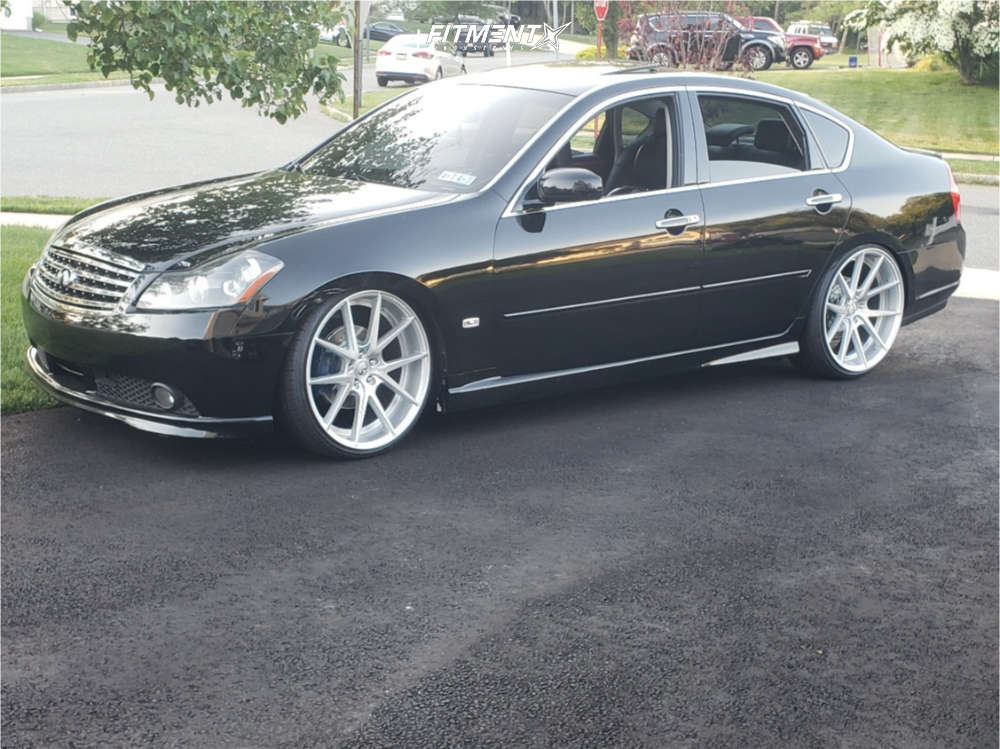 2007 INFINITI M35 X with 22x9.5 Rennen and Lionhart 245x30 on Coilovers |  1958083 | Fitment Industries