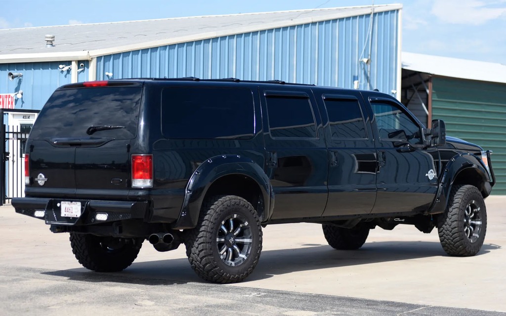 This Rebuilt and Modified Ford Excursion Will Meet all Your Space Needs -  The Car Guide