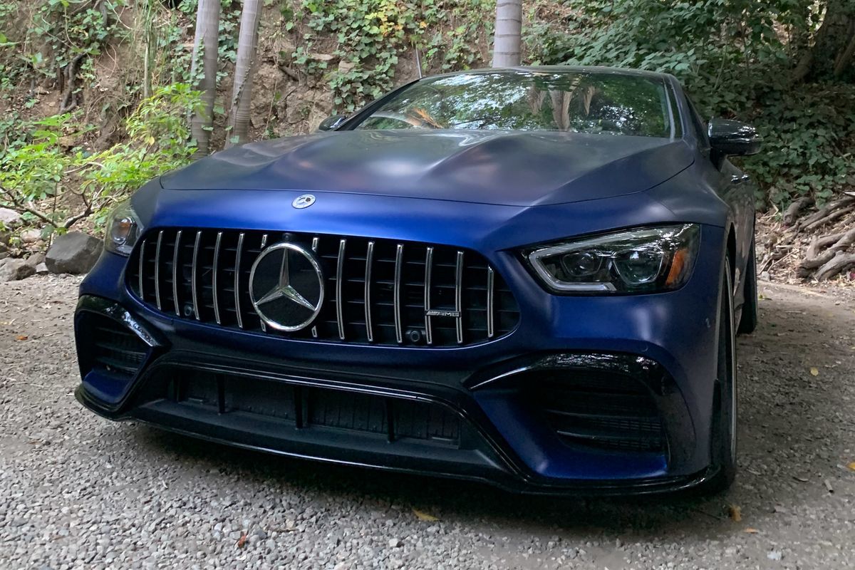 Mercedes-AMG GT 63 S Review: A Supercar With Creature Comforts - Bloomberg
