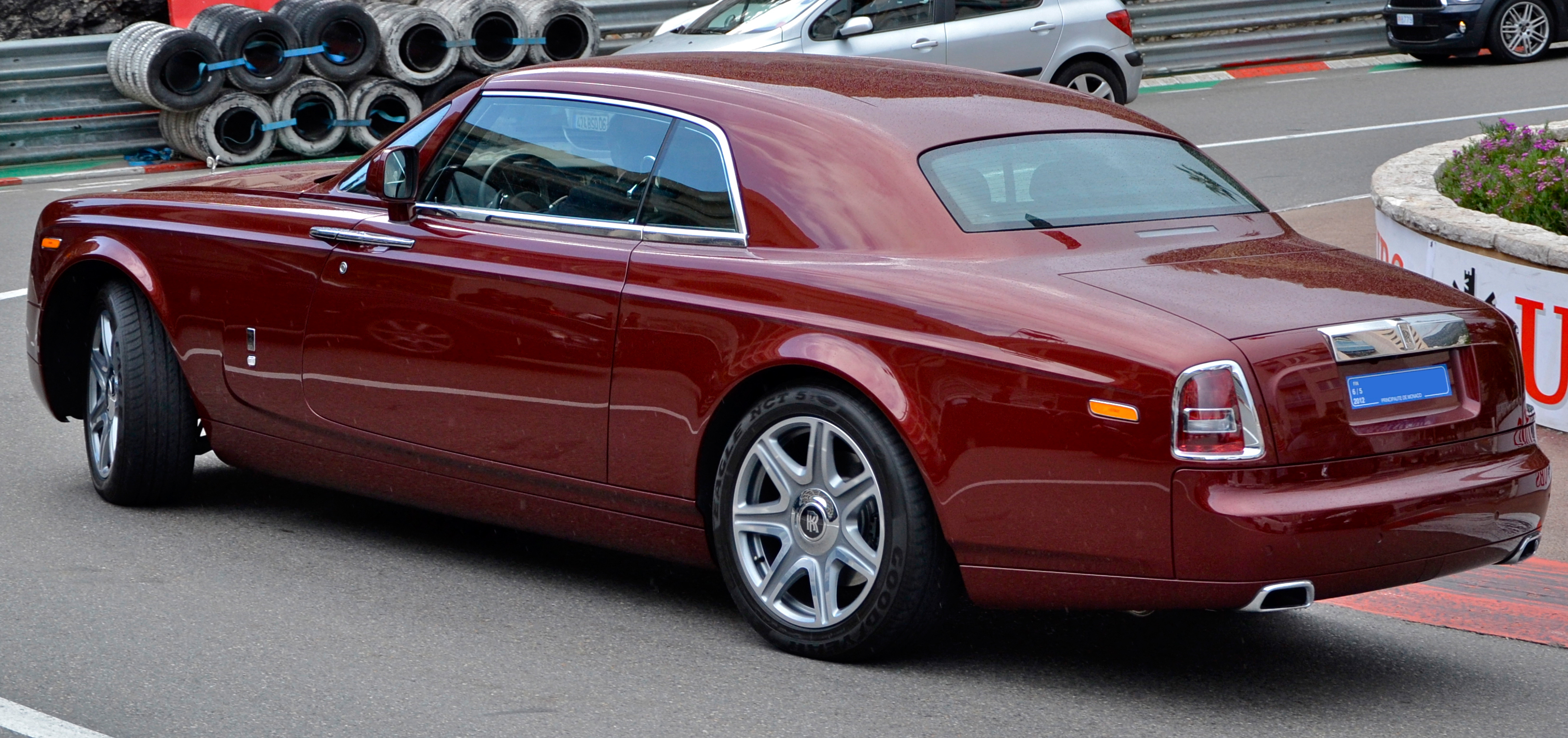 File:Rolls Royce Phantom Coupe - Flickr - Alexandre Prévot (2)  (cropped).jpg - Wikimedia Commons