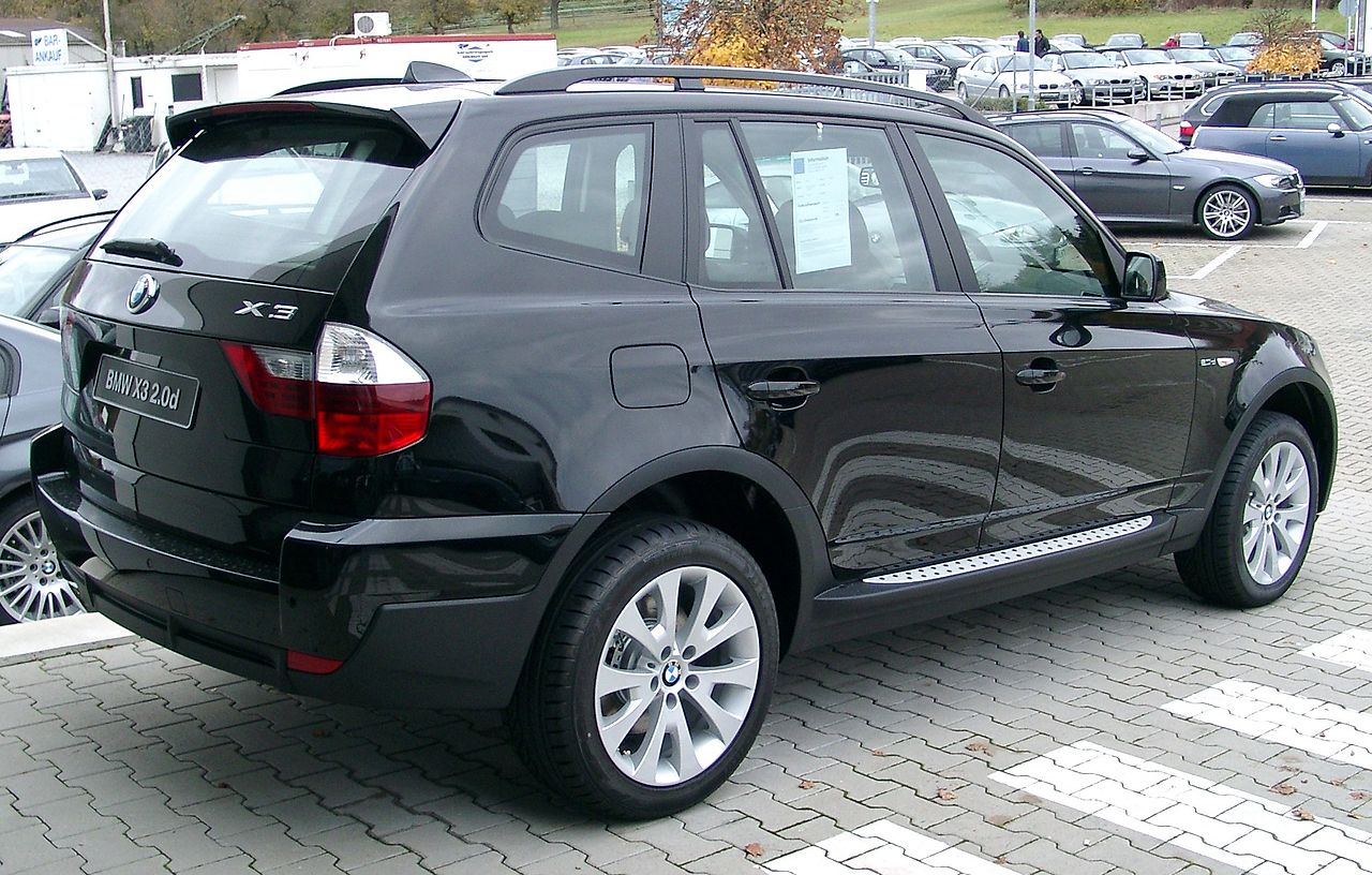 File:BMW X3 rear 20071104.jpg - Wikimedia Commons