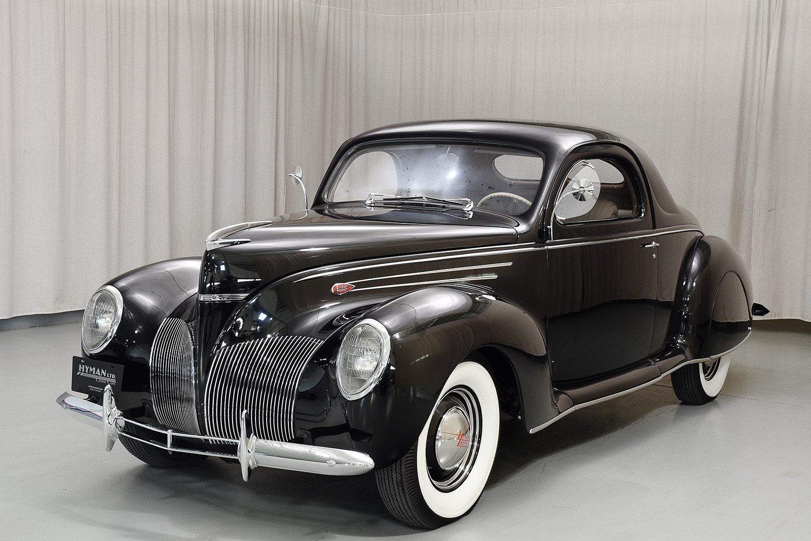 1939 Lincoln Zephyr Coupe |