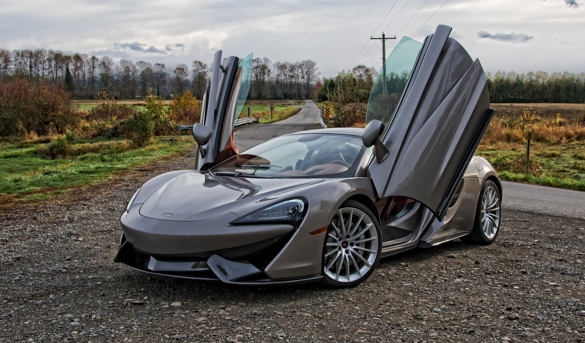 Video Review: McLaren 570GT Is a Rare Blend of Speed and Comfort - The New  York Times