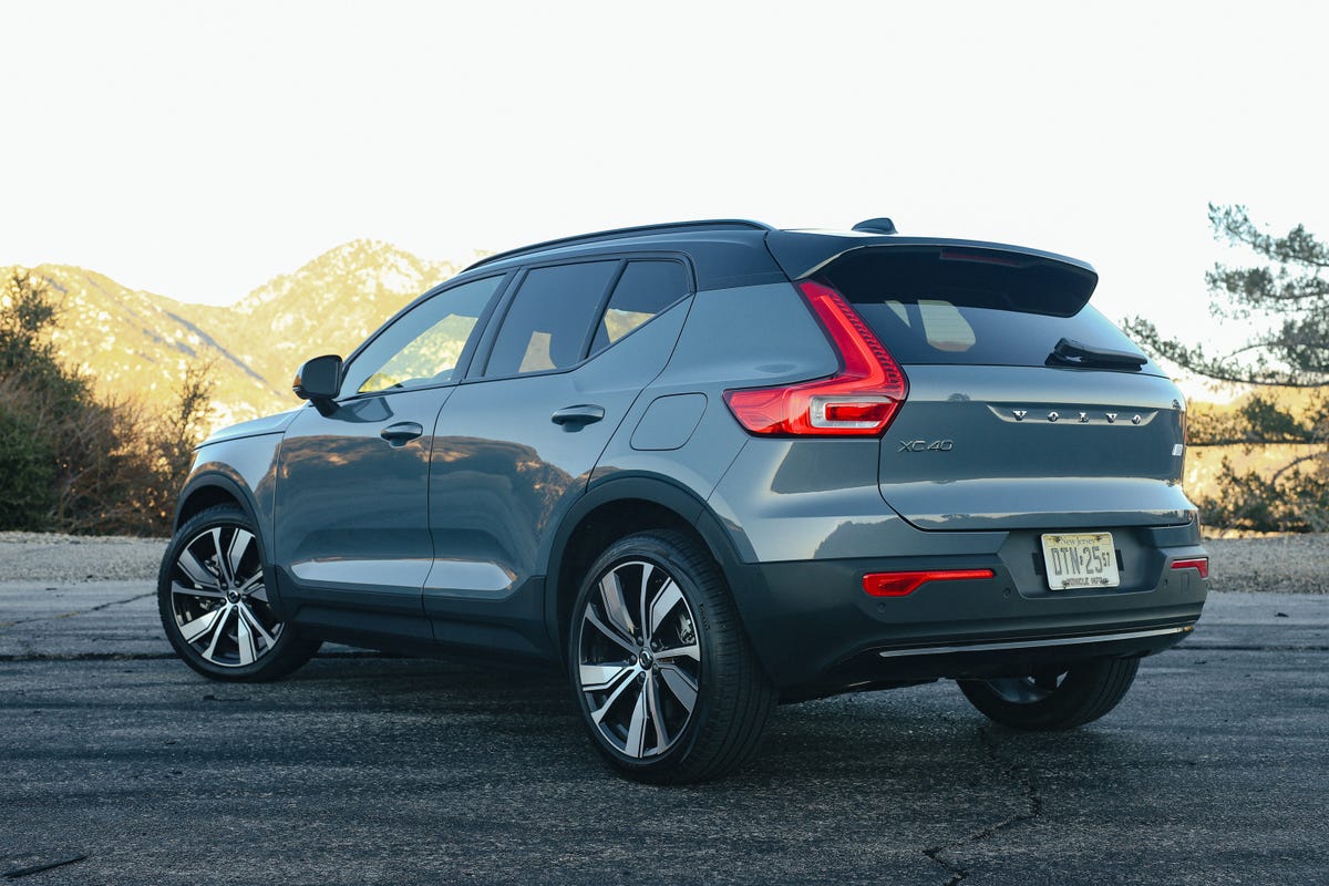 2022 Volvo XC40 Recharge is an attractive Swedish EV - CNET
