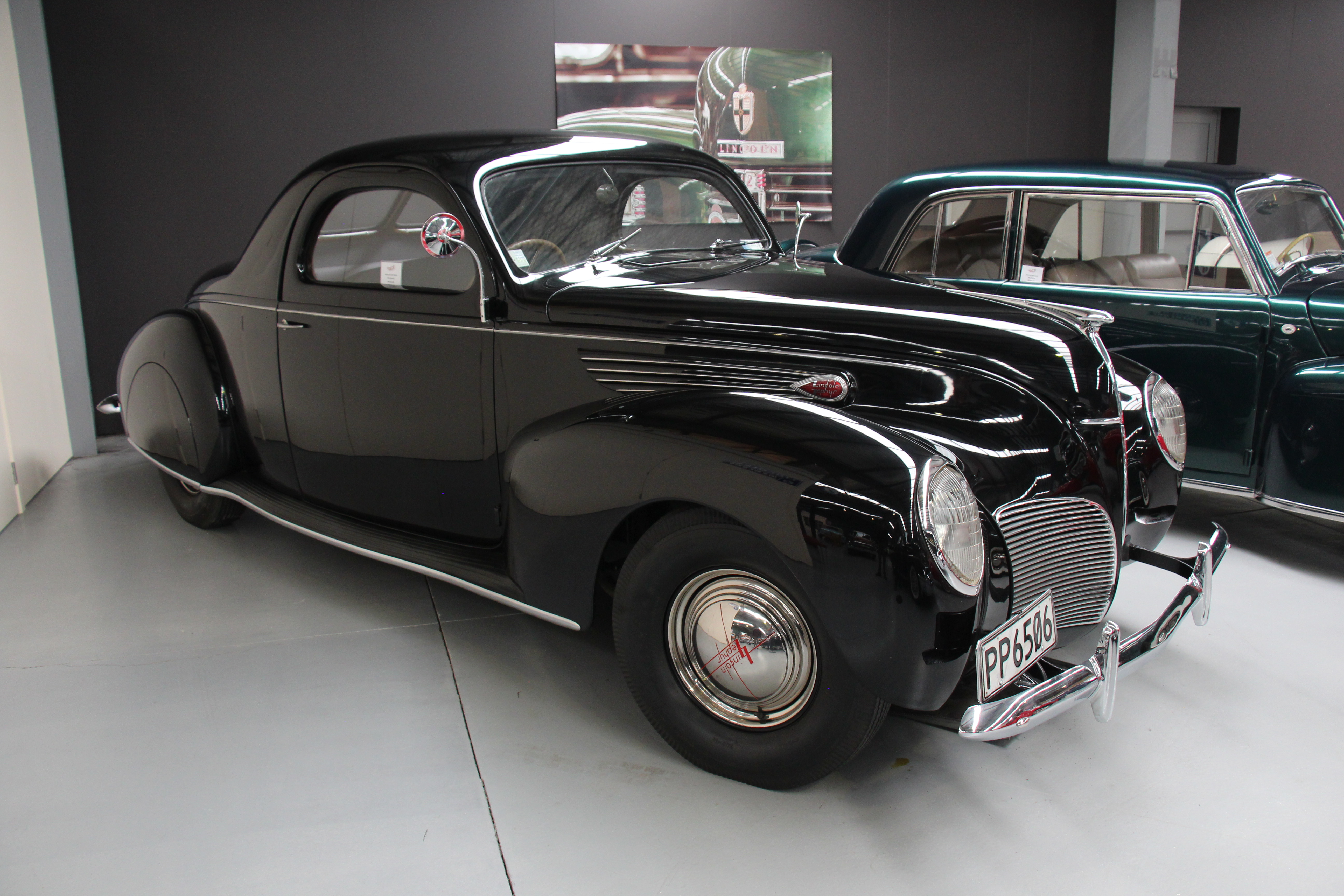 File:1938 Lincoln Zephyr Coupe (32768106961).jpg - Wikimedia Commons