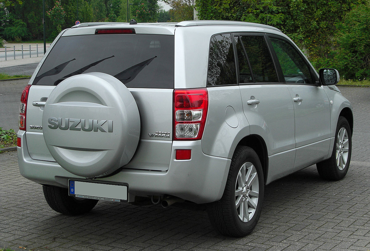 File:Suzuki Grand Vitara II rear 20100513.jpg - Wikipedia