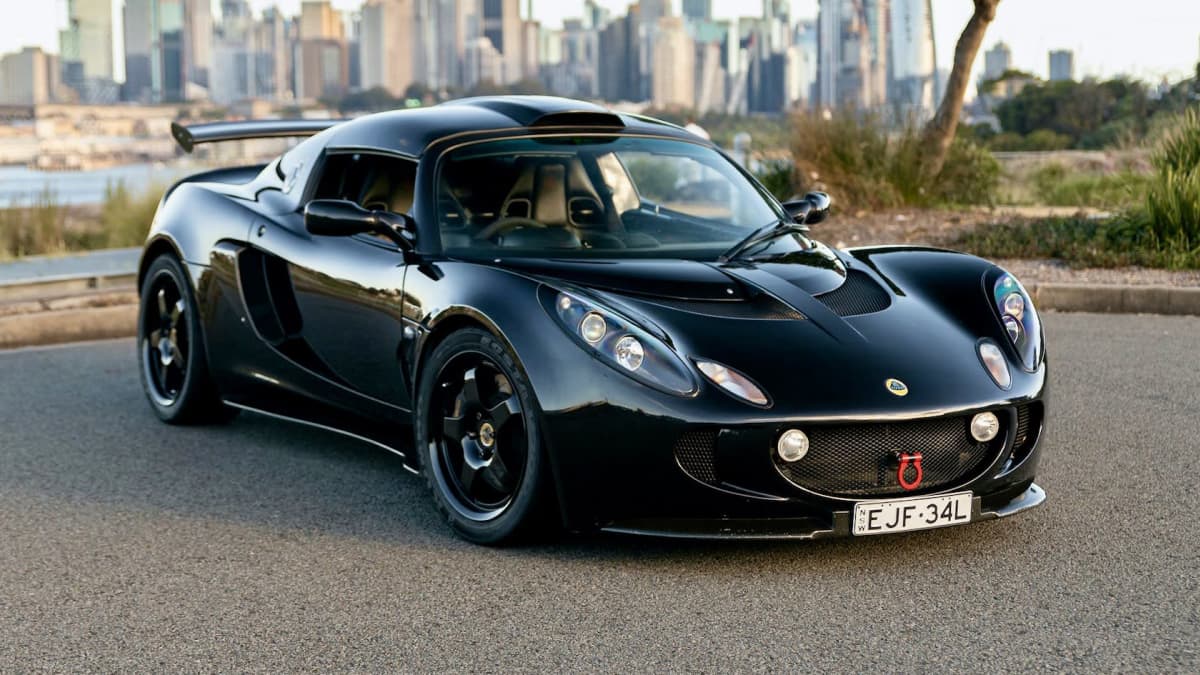 Mighty Car Mods' Lotus Exige Sport 240 heads to auction - Drive