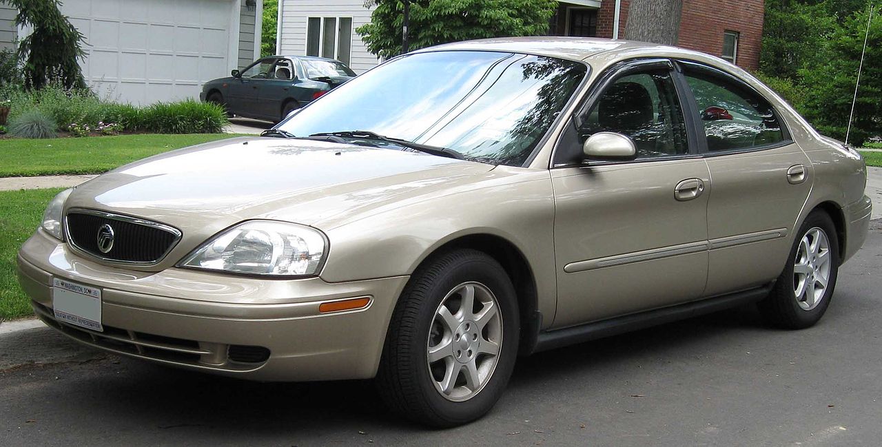 File:00-03 Mercury Sable GS sedan.jpg - Wikimedia Commons