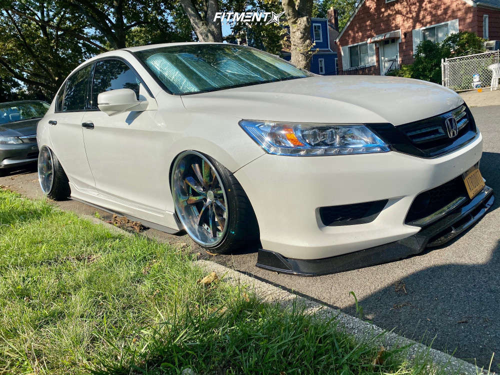 2015 Honda Accord Hybrid Touring with 19x10 Weds Vishunu and Federal 225x35  on Stock Suspension | 1228072 | Fitment Industries