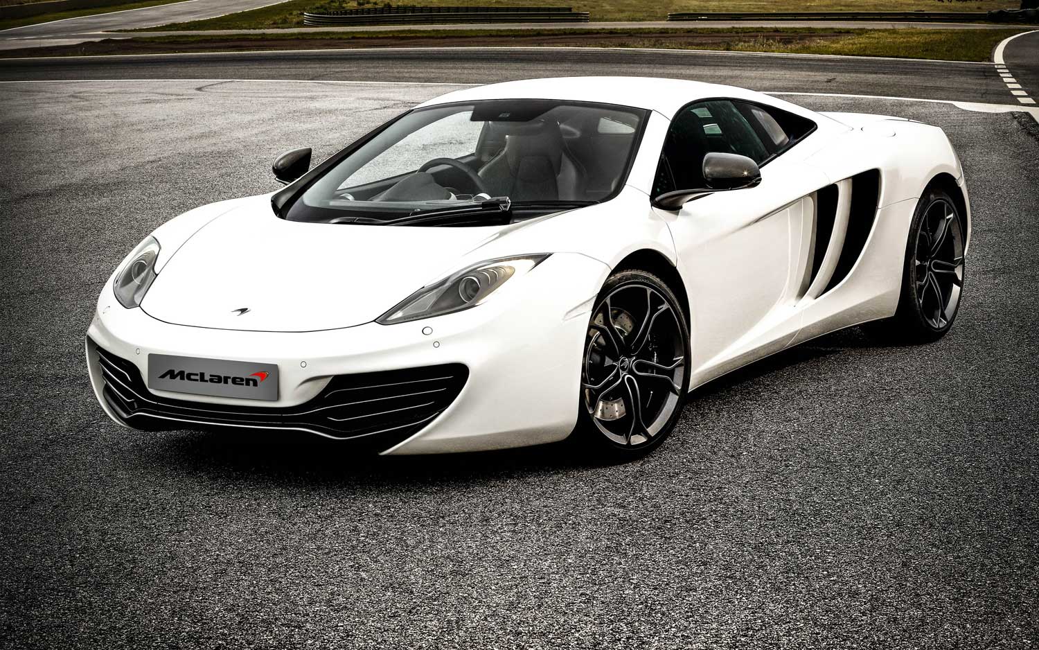 UPDATED - Free Power Upgrade: New and Existing McLaren MP4-12Cs to Get 616  HP