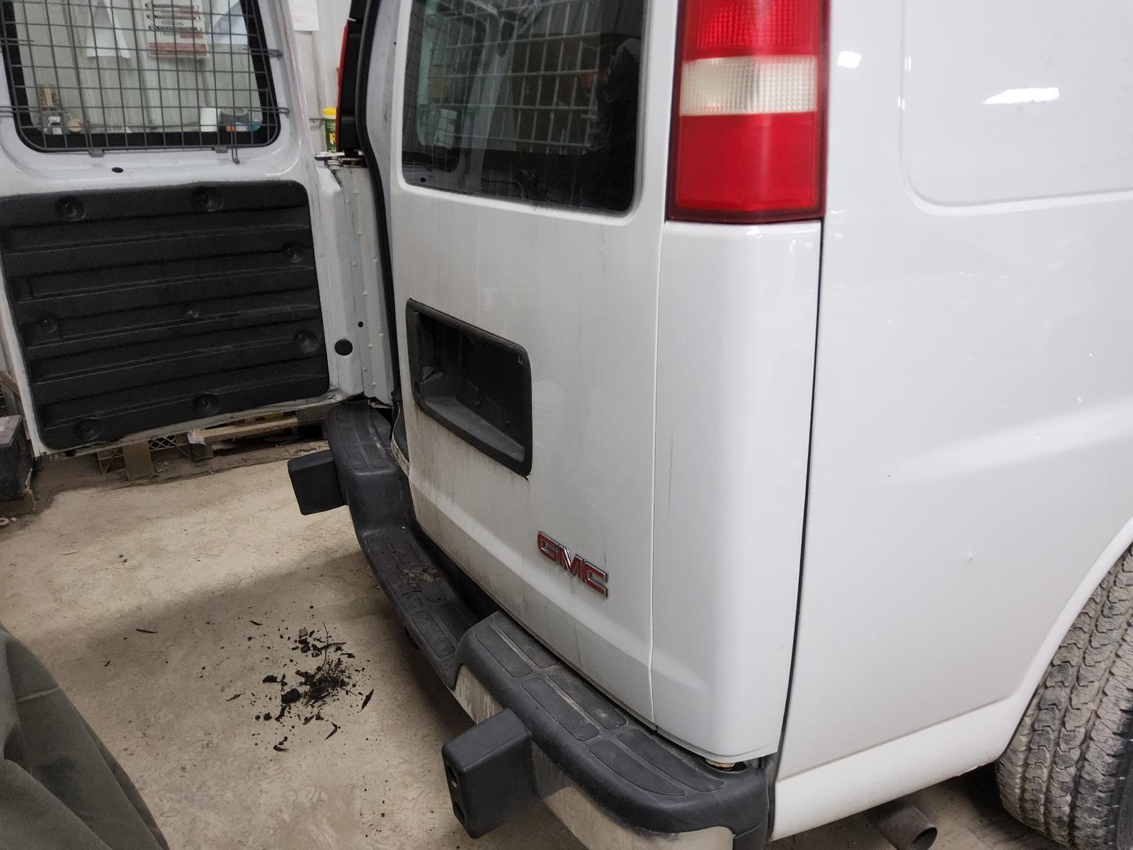 Used Right Rear Cargo Door fits: 2014 Gmc Savana 2500 van w/window  stationary gl | eBay