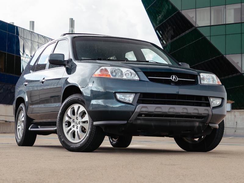 Classic Drive: The 2003 Acura MDX Takes Us Back to a Time When Luxury Meant  Simplicity