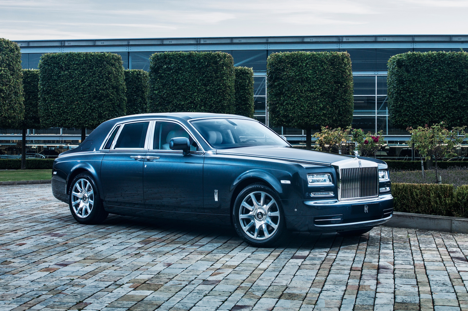 2015 Rolls-Royce Phantom Prices, Reviews, and Photos - MotorTrend