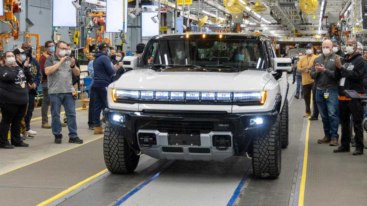 GMC Hummer EV SUV Enters Production, Deliveries To Start In Spring
