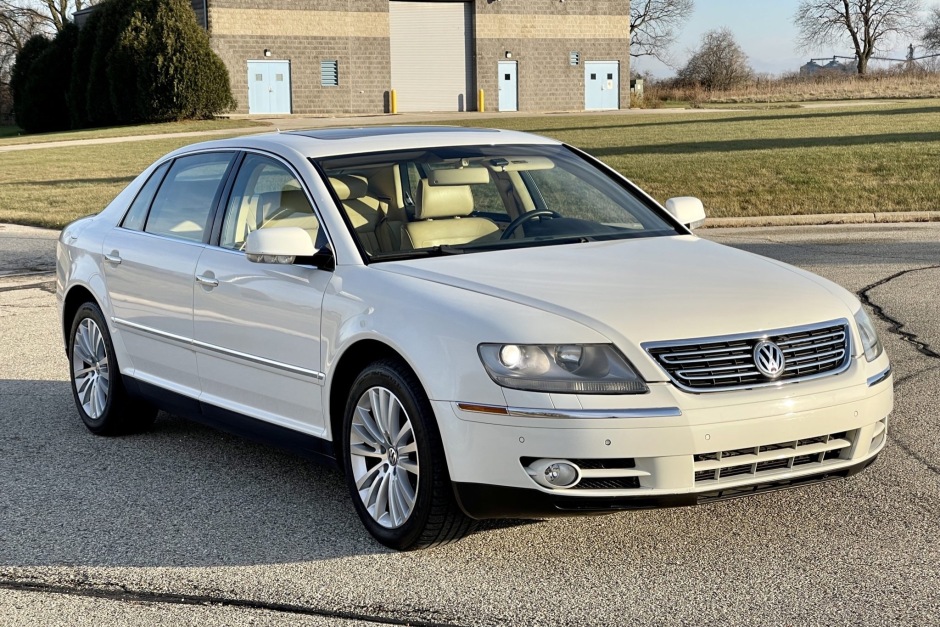 No Reserve: 2005 Volkswagen Phaeton for sale on BaT Auctions - sold for  $32,000 on December 22, 2021 (Lot #62,110) | Bring a Trailer