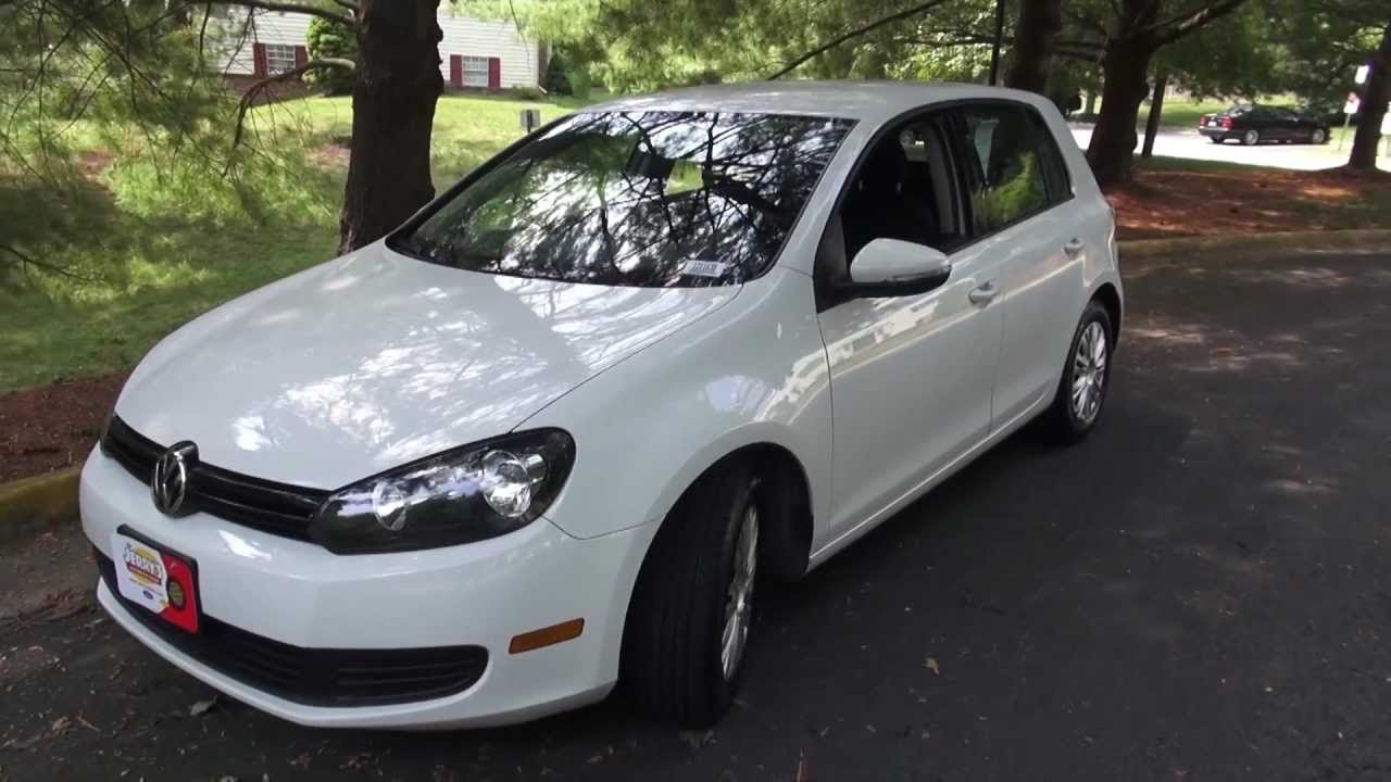 2010 Volkswagen Golf 4-Door Walkaround, Start Up, Exhaust, Test Drive -  YouTube