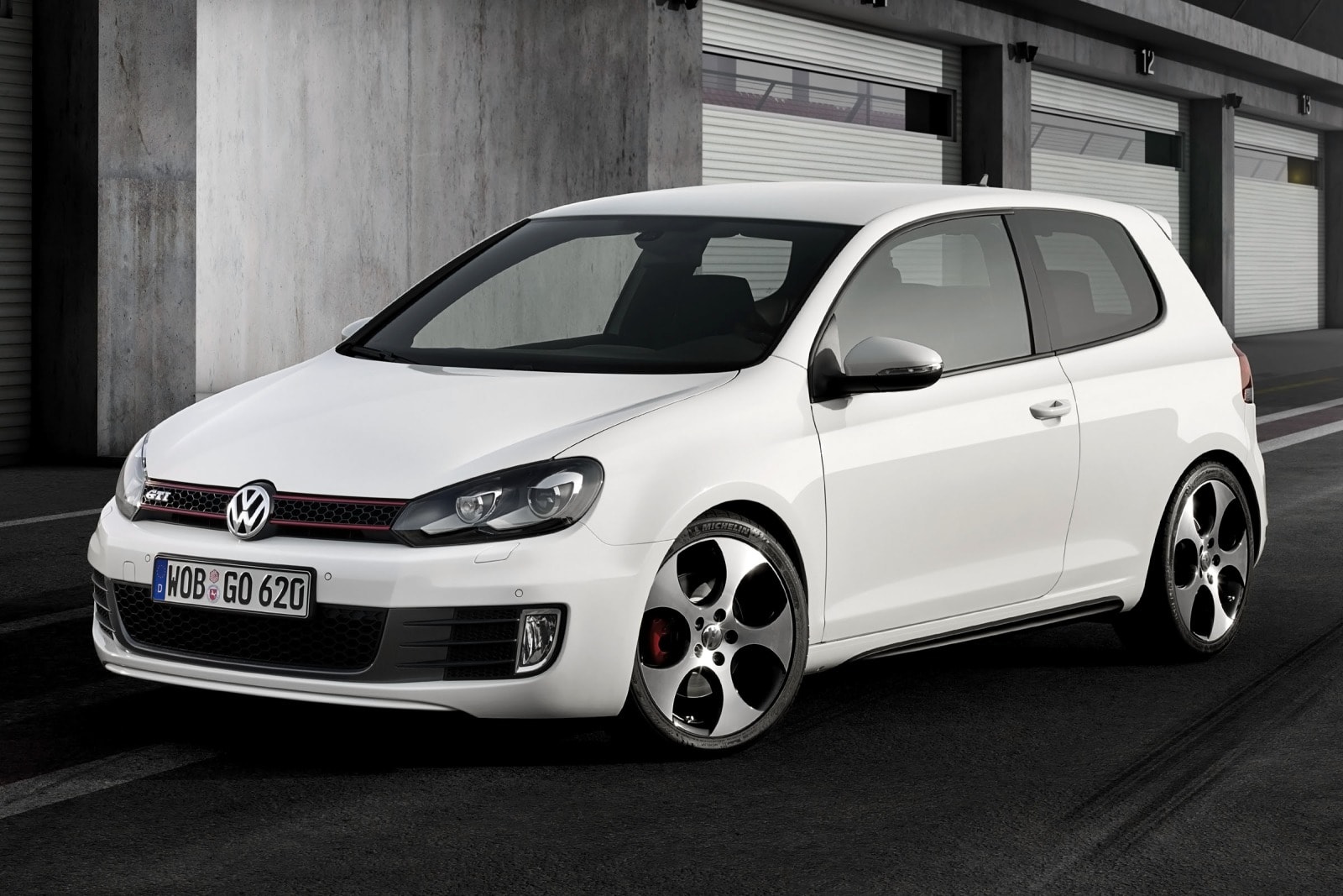2013 Volkswagen GTI Review & Ratings | Edmunds