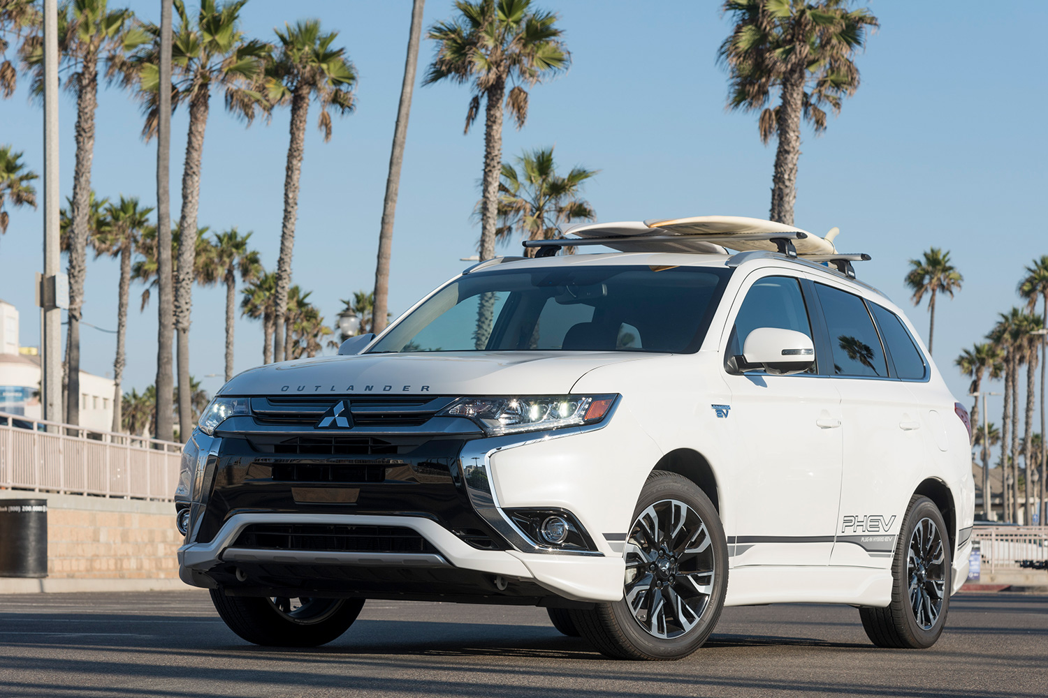 2018 Mitsubishi Outlander PHEV first drive review | Digital Trends