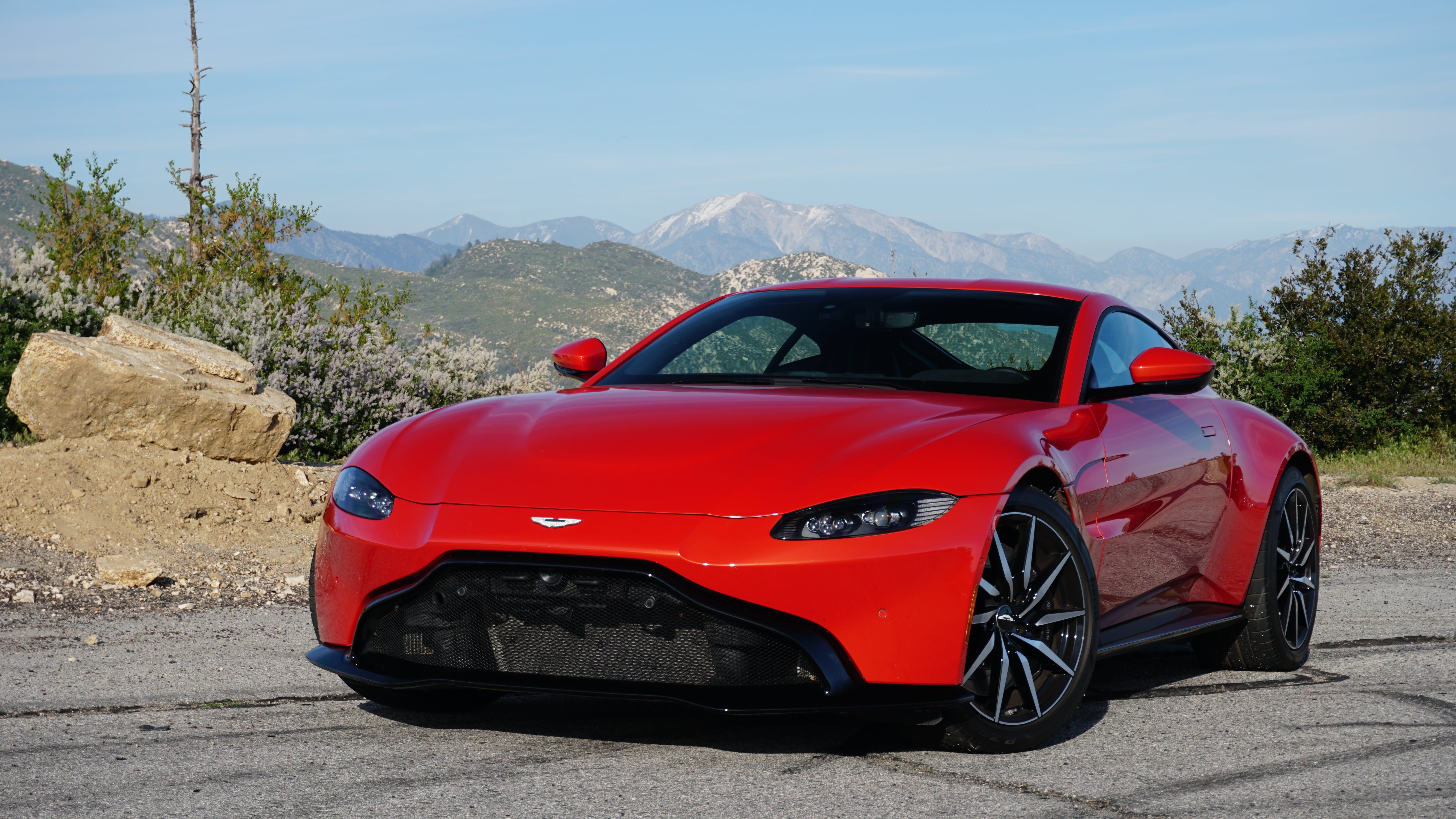 2020 Aston Martin Vantage: 5 Fast Facts