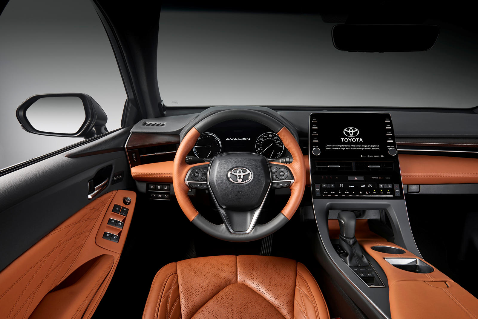 2022 Toyota Avalon Hybrid Interior Photos | CarBuzz
