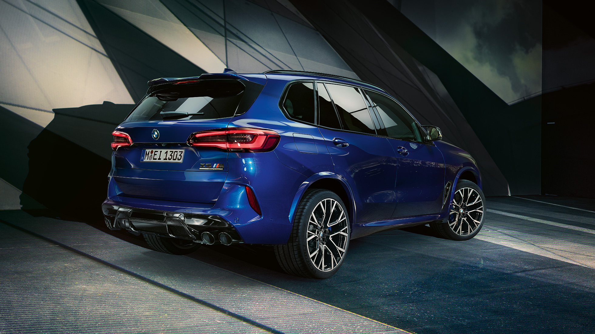 BMW X5 M Automobiles: Discover Highlights | BMW.ly