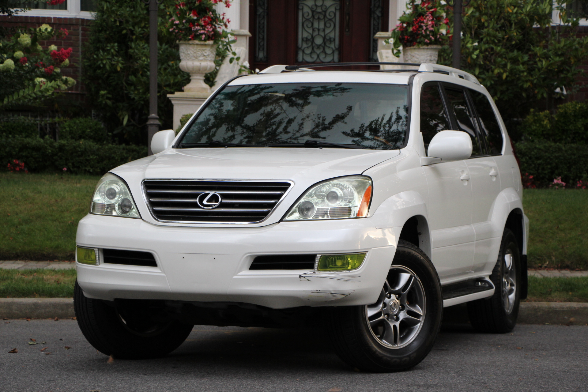 Buy Used 2004 LEXUS GX470 AWD for $9 900 from trusted dealer in Brooklyn,  NY!