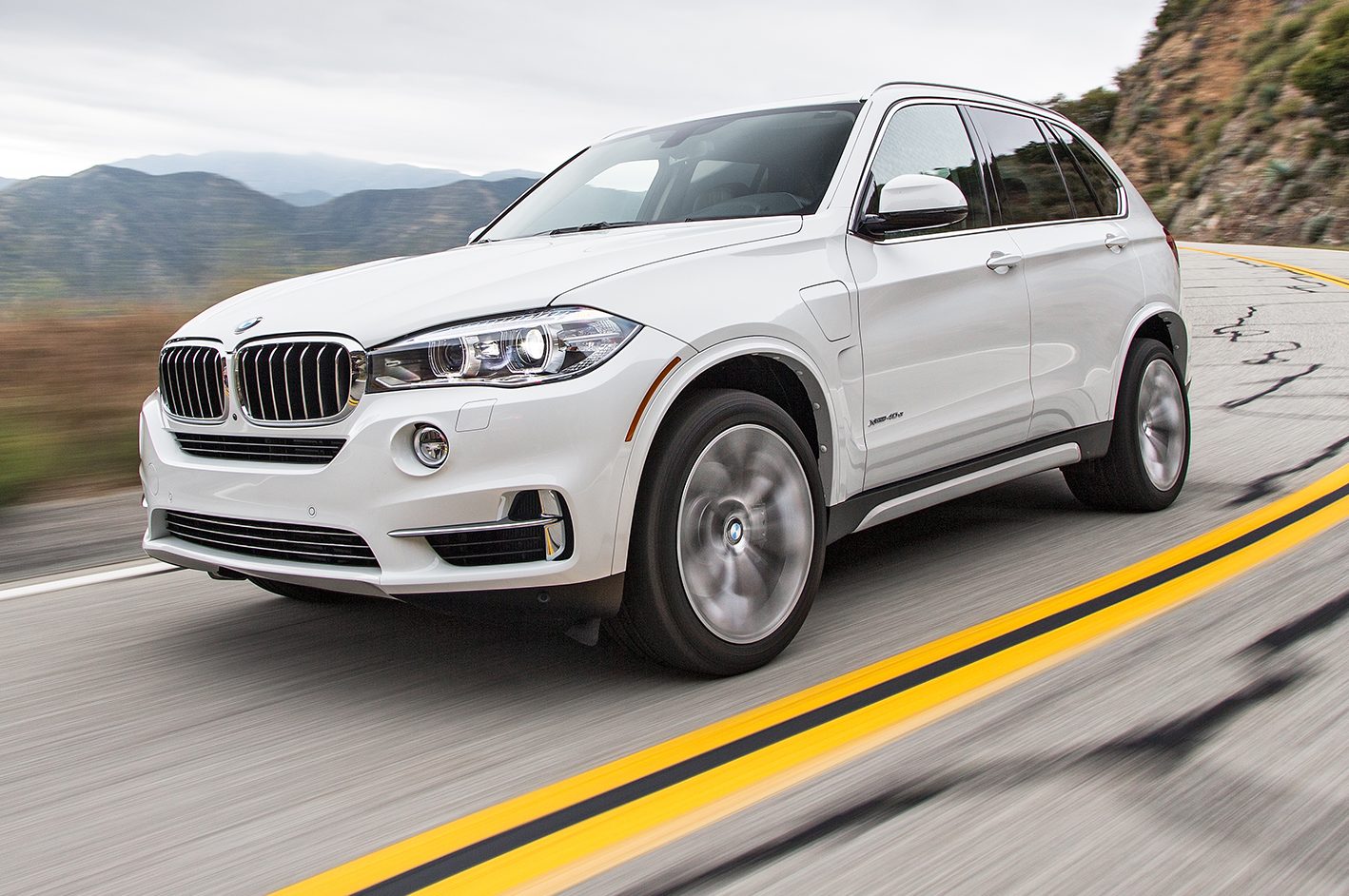 2016 BMW X5 xDrive40e Plug-In Hybrid First Test: Strange Numbers from a  Strange SUV