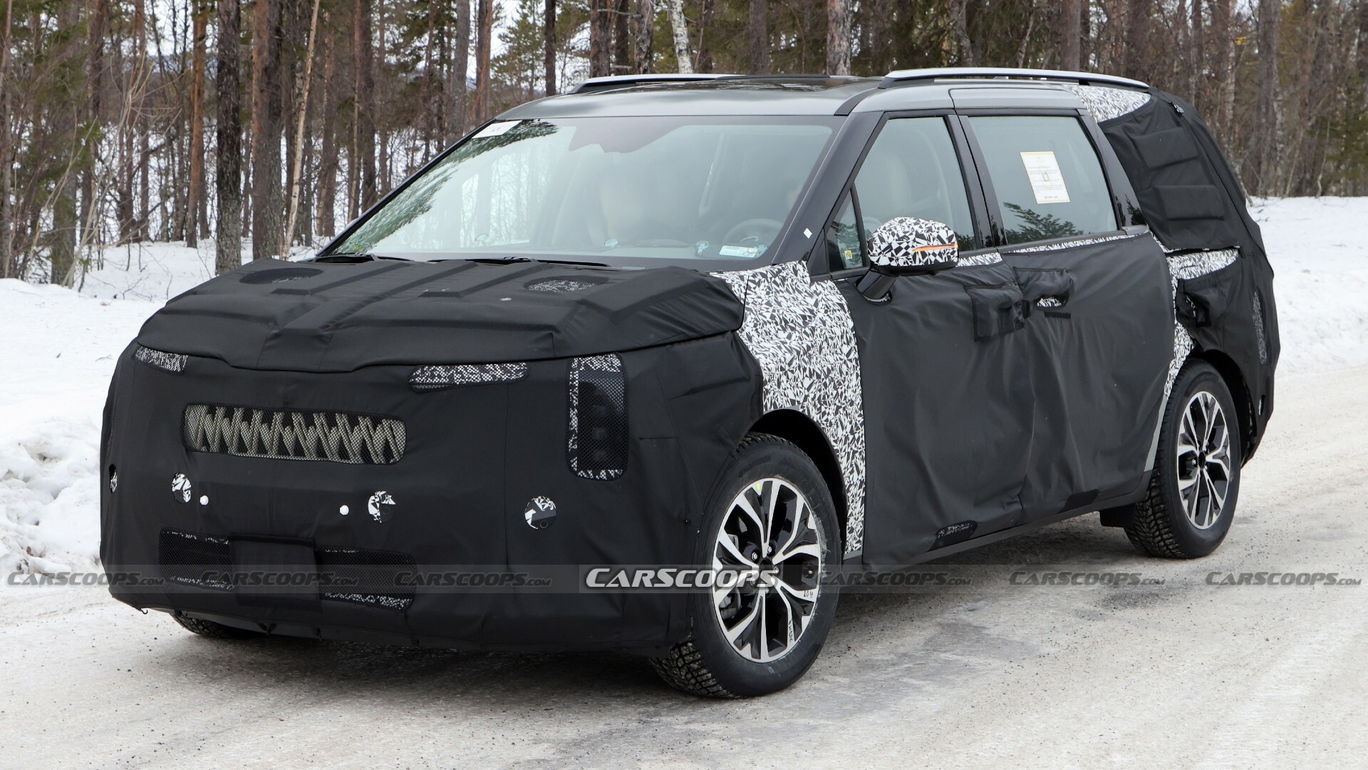 2025 Kia Carnival Spied With EV9-Inspired Styling On Both Ends | Carscoops