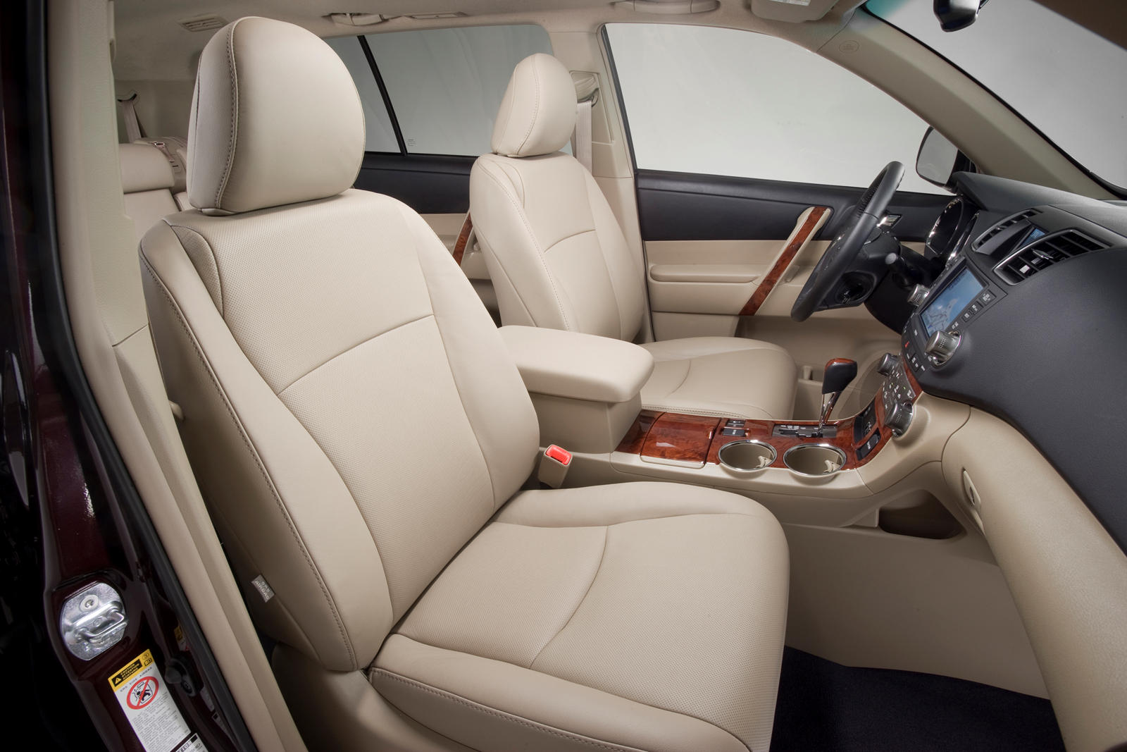 2012 Toyota Highlander Interior Photos | CarBuzz