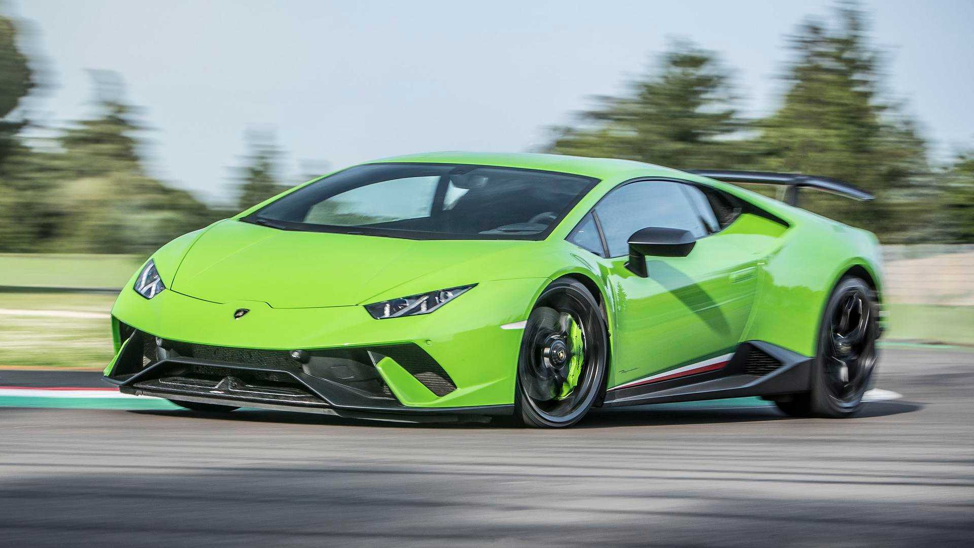 2017 Lamborghini Huracán Performante First Drive: Record-Breaking Ability