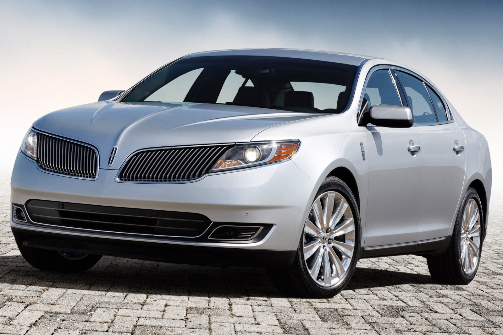 2016 Lincoln MKS Review & Ratings | Edmunds